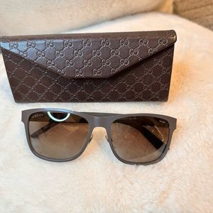 Gucci Unisex GG 2247/S Shades